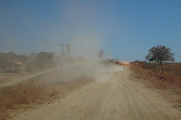 DSC07163 Saída do Vale do Peruaçu